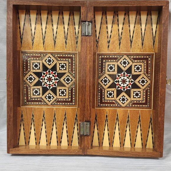 Vintage Small Marquetry Mosaic wood Inlaid Backgammon Board - Picture 2 of 9